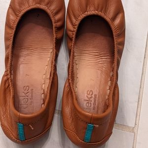 Tieks shoes size 7